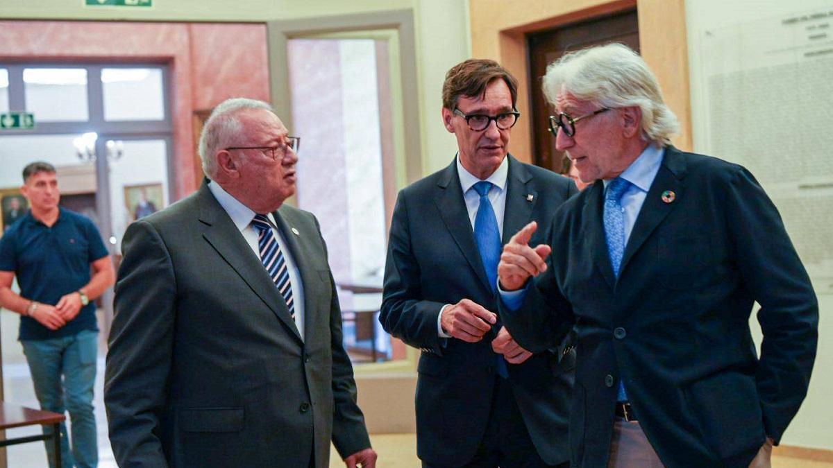 Los pactos de Illa con ERC y Comuns abren una brecha entre el Govern y Foment