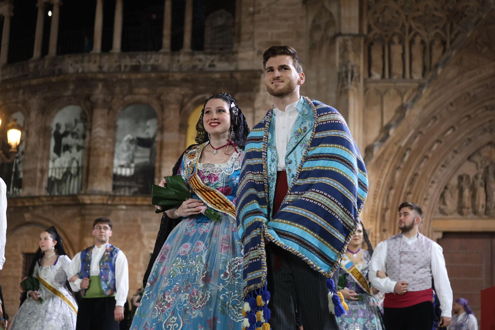 Búscate en el primer día de la Ofrenda en la calle San Vicente entre las 21 y las 22 horas