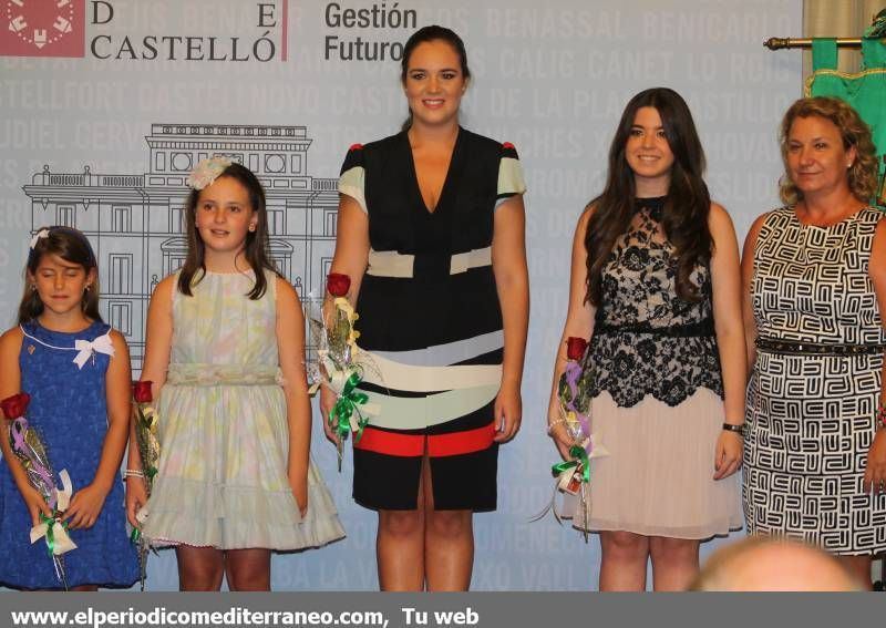 Castellón da la bienvenida a las reinas del 2014, Dunia Gormaz y Cristina Batalla