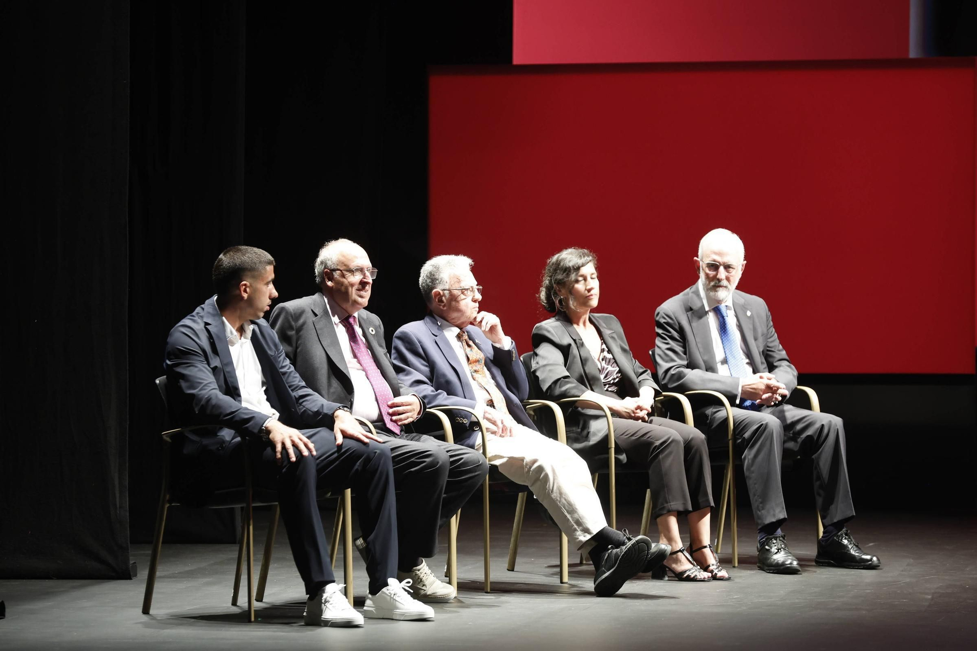 La entrega de medallas y distinciones de Gijón, en imágenes