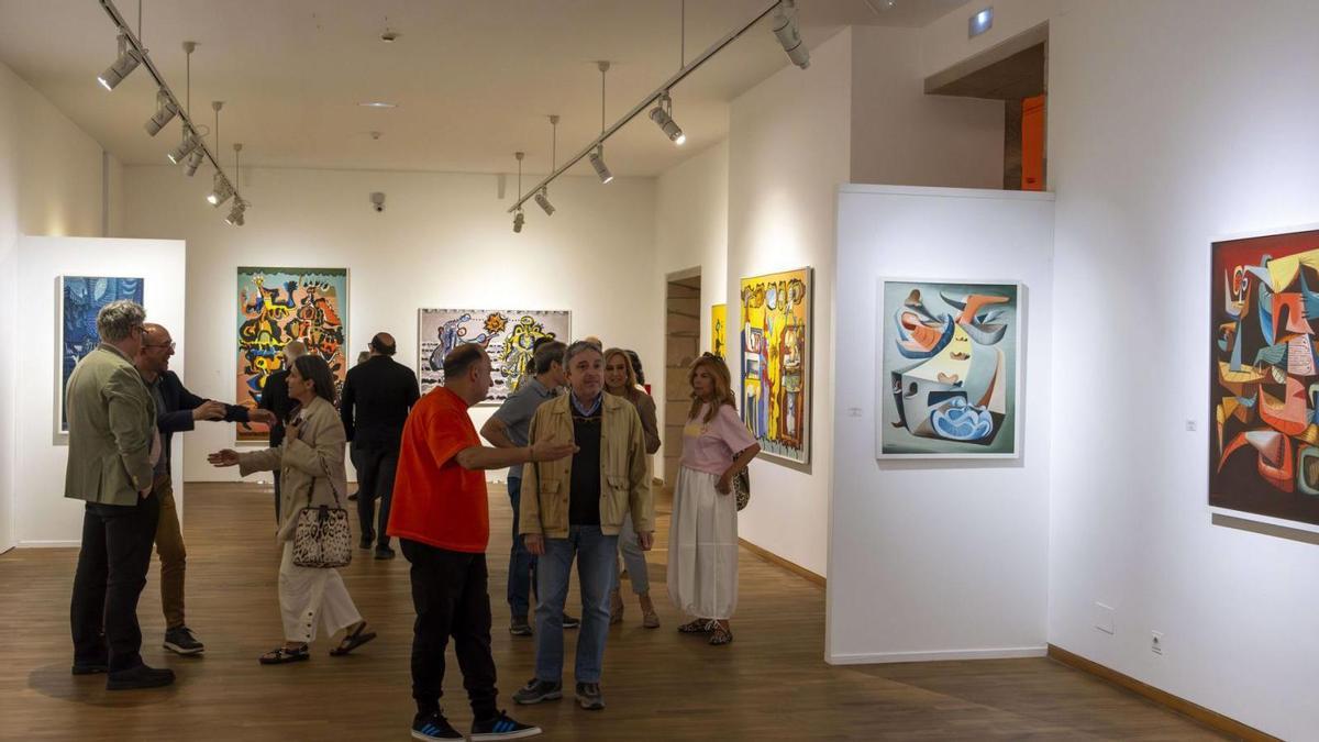 A mostra conmemorativa dos 30 anos da Fundación Granell inaugurouse este martes no Pazo de Bendaña. |  Mateo Jauregui