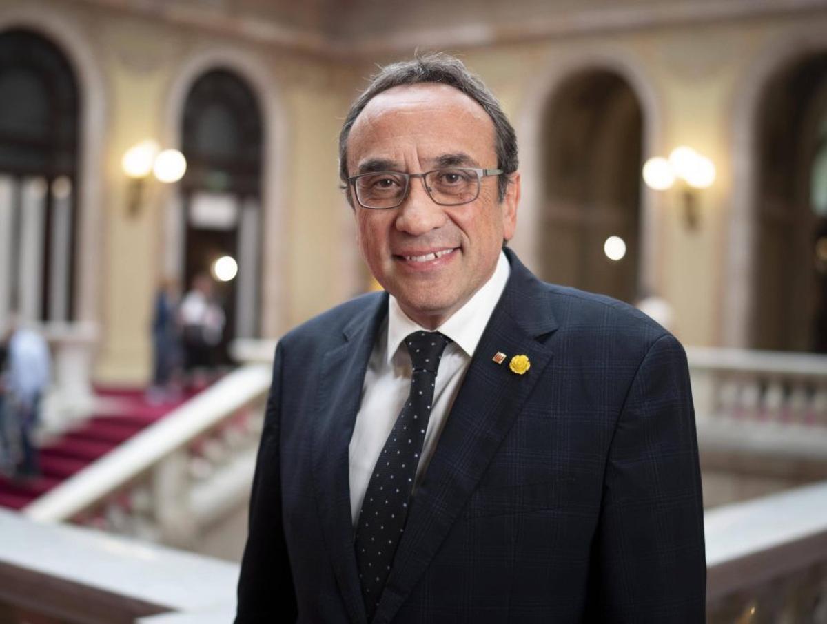 Humanitzar en temps difícils