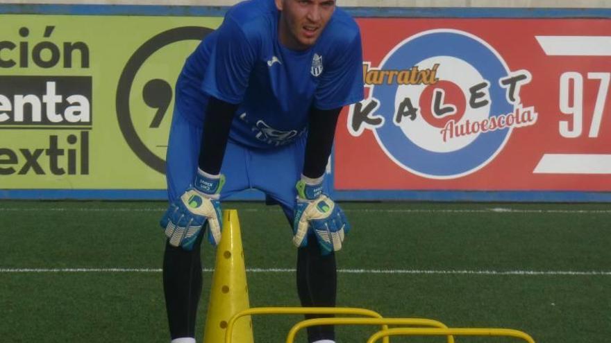 Carl Klaus, en un entrenamiento con el Atlético Baleares.