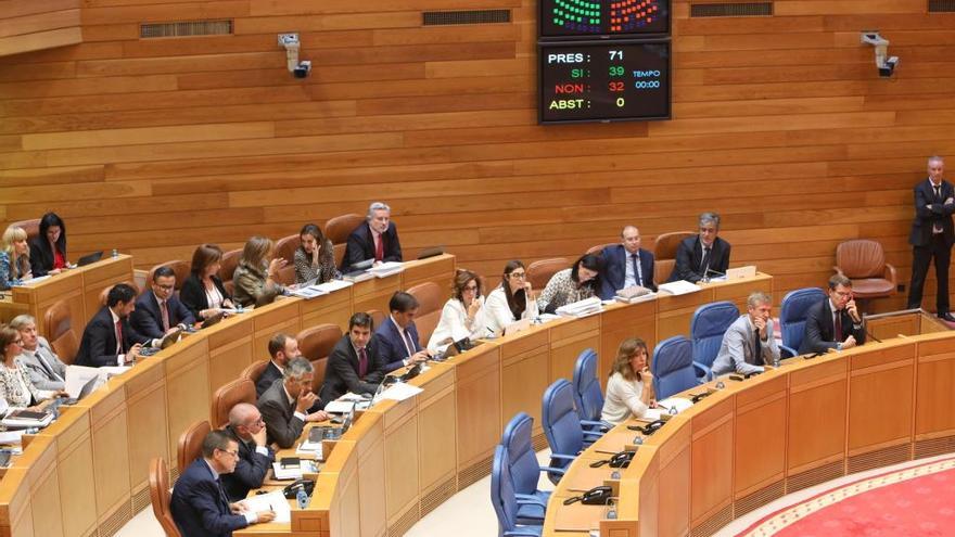 Bancada del PP en el Parlamento de Galicia, hoy.