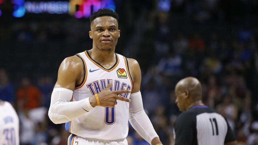 Un Westbrook de récord logra el segundo &#039;doble triple-doble&#039; en la historia de la NBA