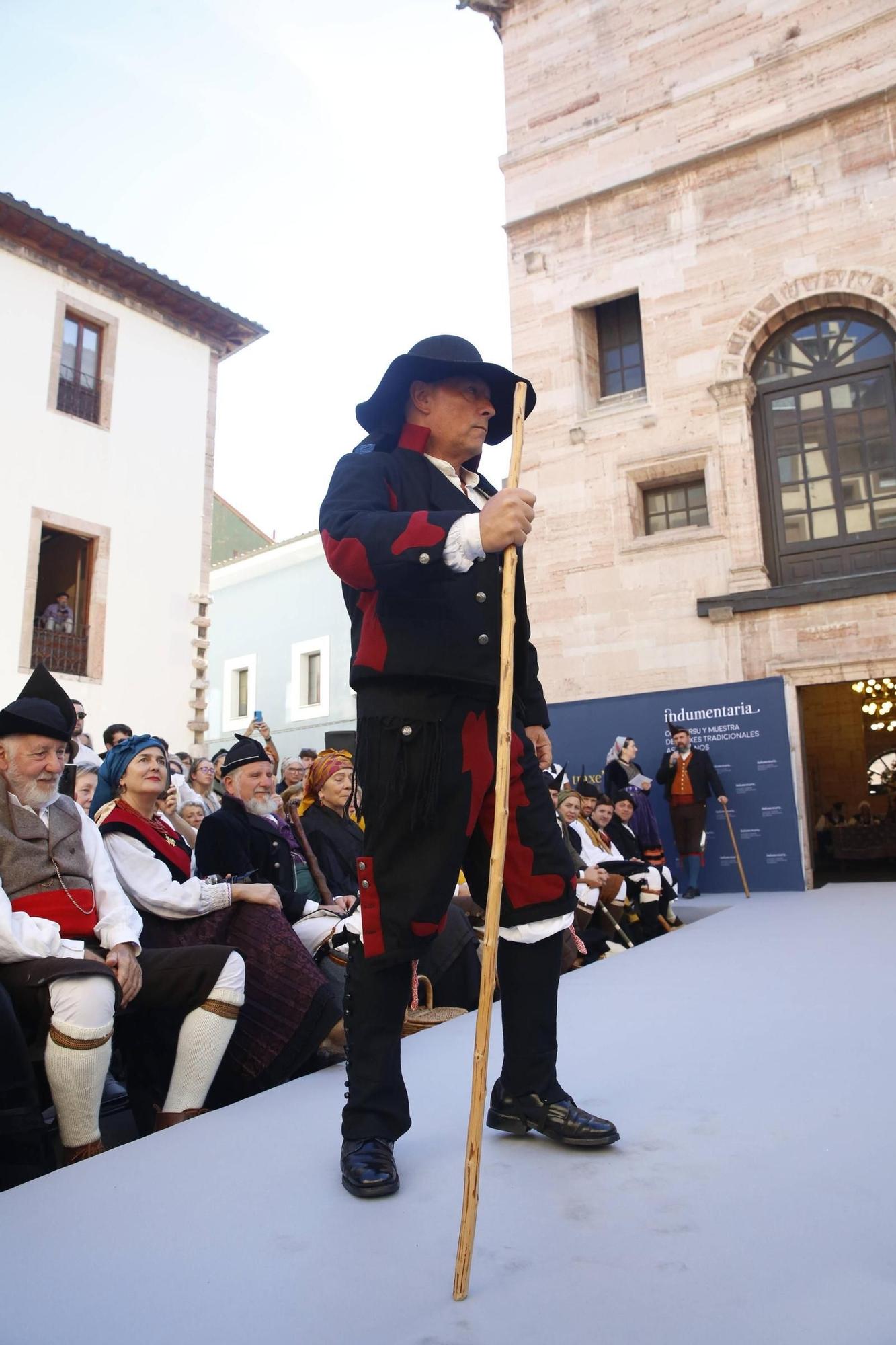 En imágenes: así ha sido el Día'l Traxe'l País en Grado