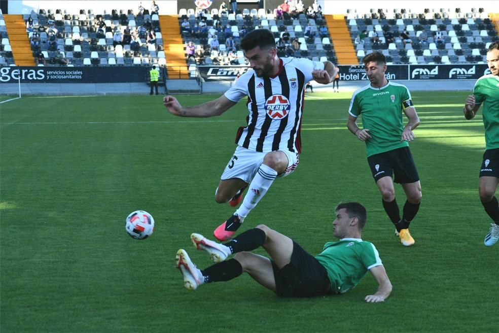 Las imágenes del Badajoz-Córdoba CF