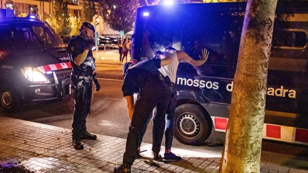 mossos sant adria la mina