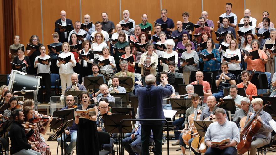 El Coro de la Fundación Princesa y la OSPA, bajo la dirección de Nuno Coelho en los conciertos extraordinarios de Semana Santa
