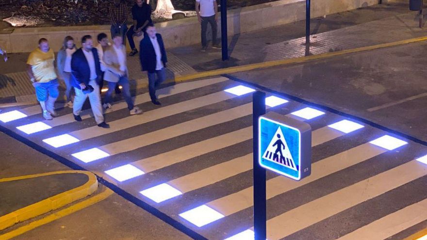Paso de peatones en Vélez, Málaga. | SIALTRÓNICA