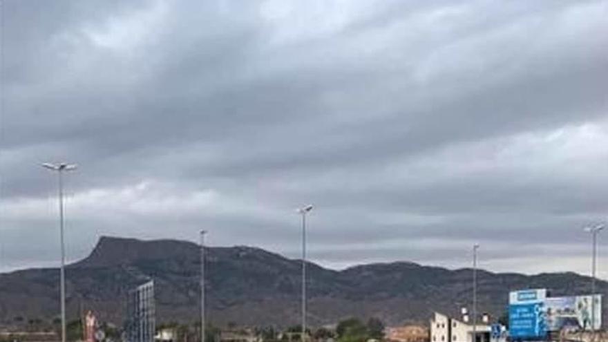 Revuelta en el centro comercial Parque Almenara de Lorca en la tarde de Reyes