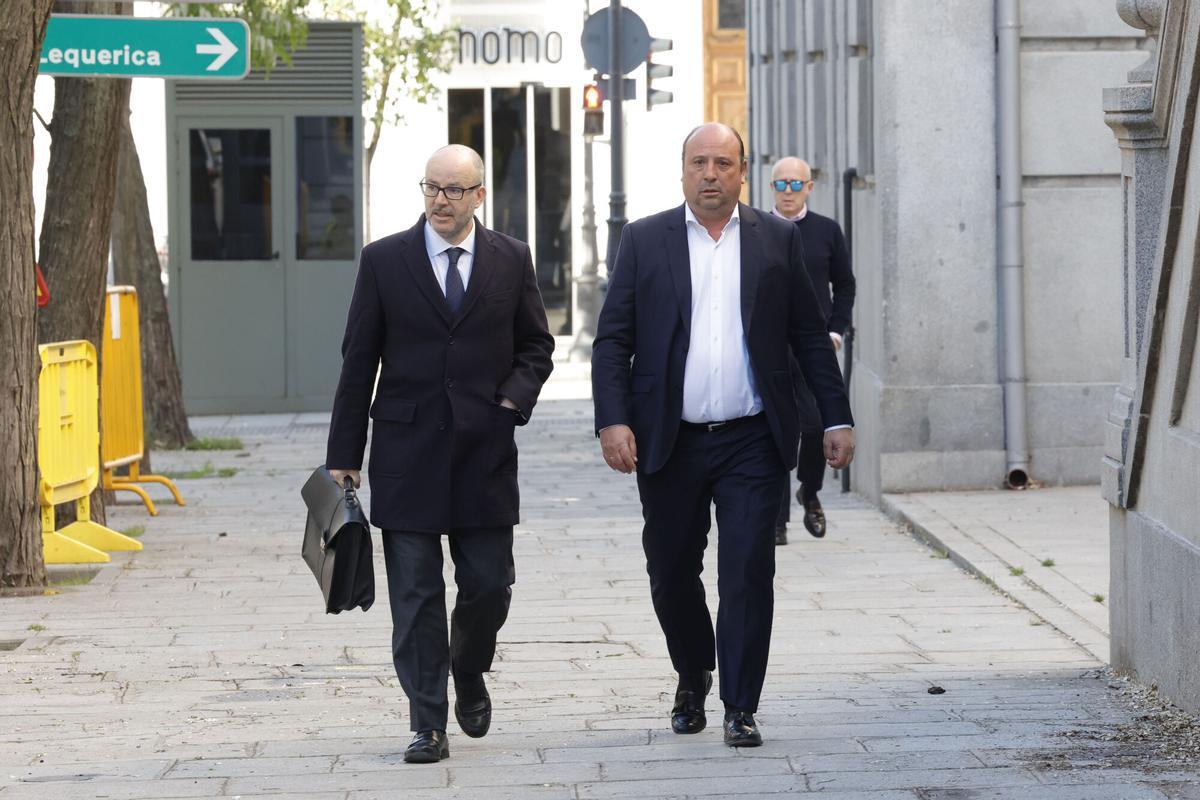 El socio del empresario Víctor de Aldama, Claudio Rivas a su llegada al Tribunal Supremo