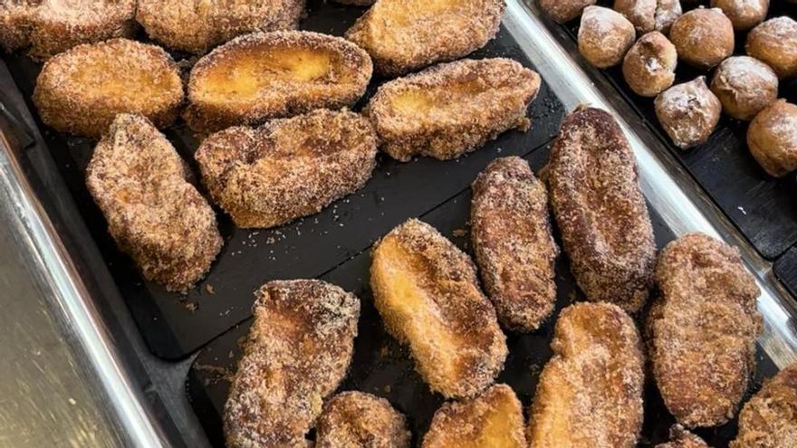 Torrijas en la pastelería Tolosana, en Zaragoza.