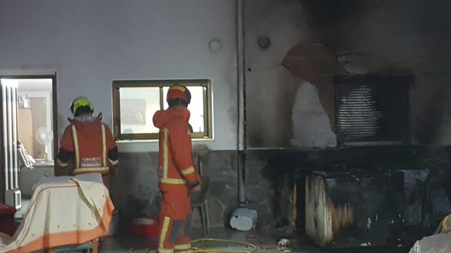 Extinguido un incendio en una vivienda.