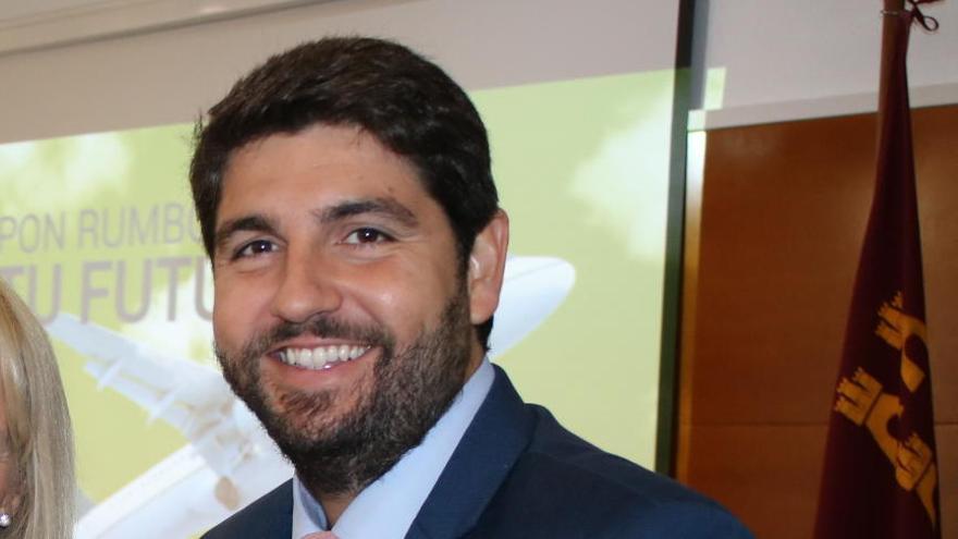 López Miras dice que los centros de FP renovarán sus talleres cada dos años