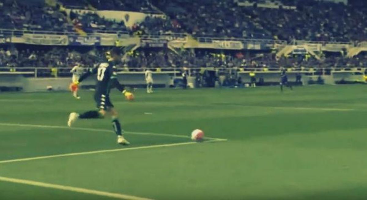 El meta Consigli segella el triomf del Fiorentina a l’enviar a les xarxes una fàcil passada d’un defensa.