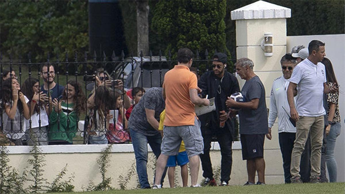 Neymar se incorpora a la selección brasileña con tres días de antelación