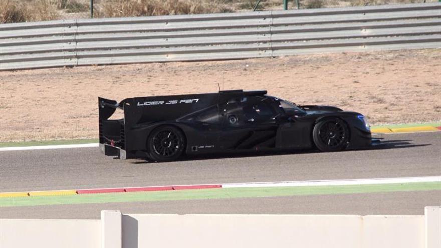 Fernando Alonso tiene la primera toma de contacto con el Ligier en Motorland