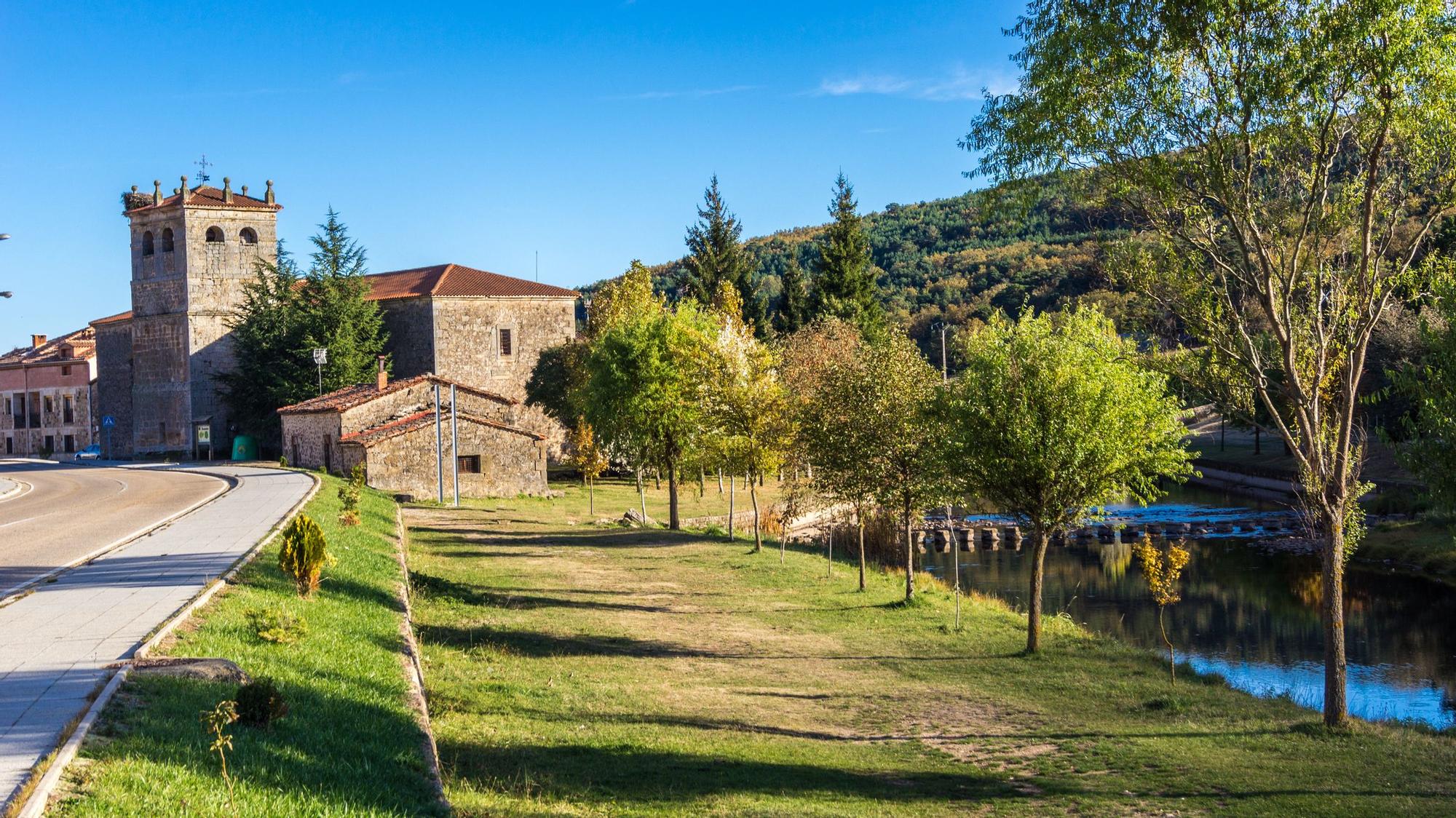 El pueblo más pequeño de Soria está repleto de encantos.