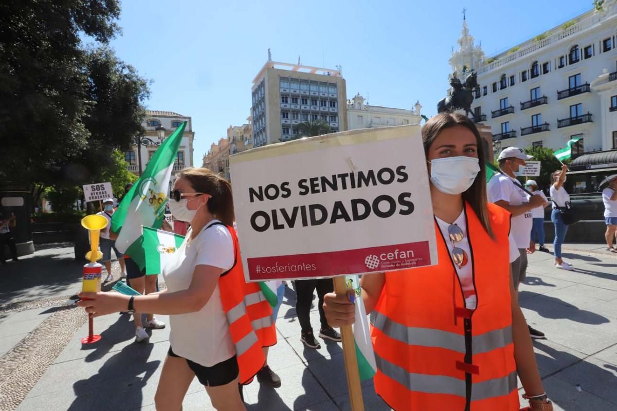 Los feriantes se sienten olvidados