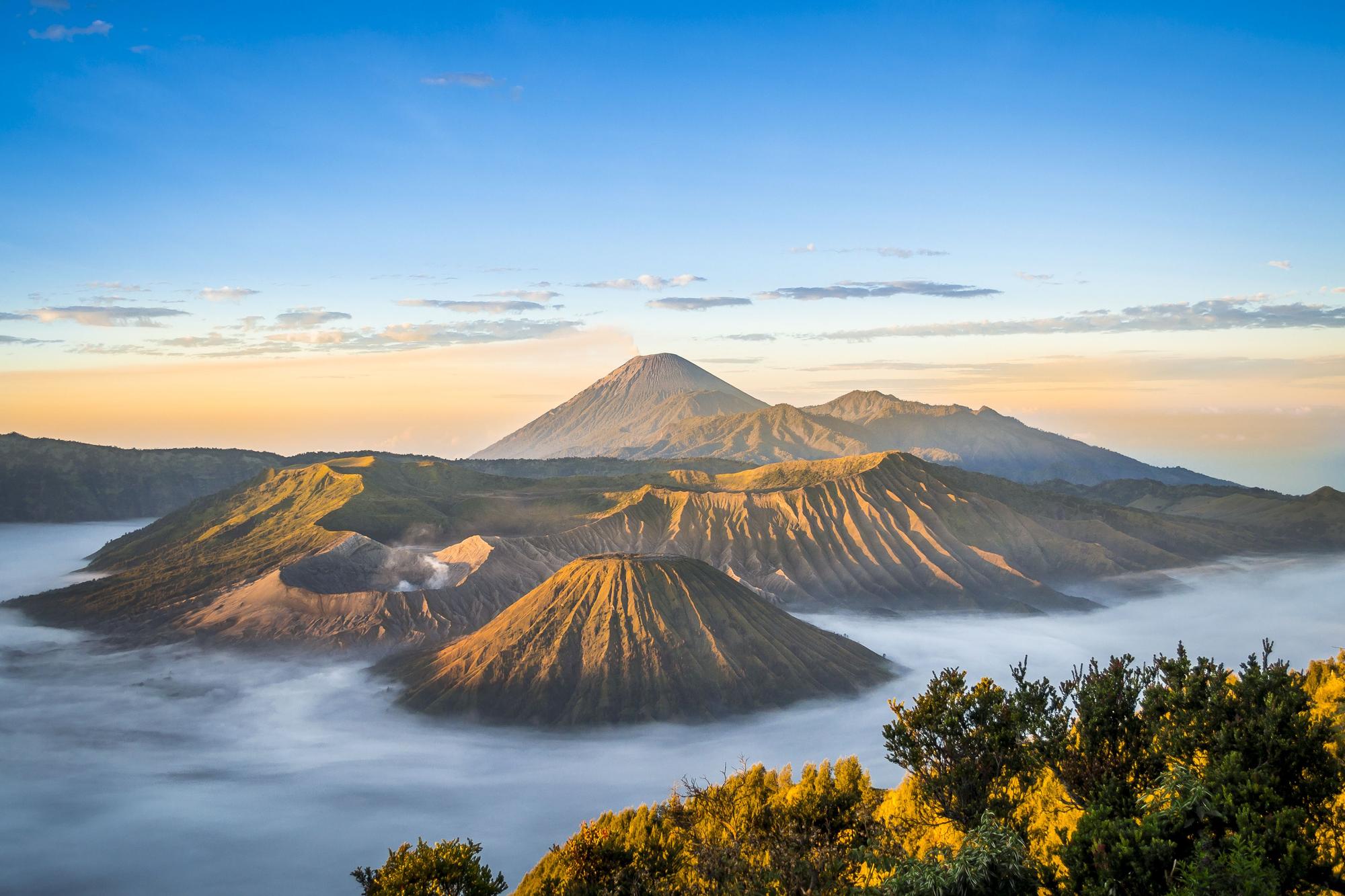 Expedición Indonesia Daniel Sanz esenciales Monte Bromo