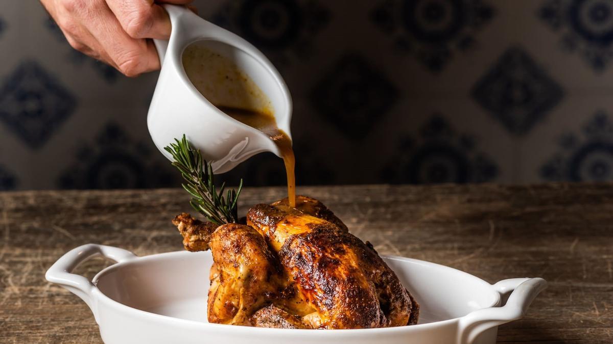 Pollo a l'ast de Chez Cocó.