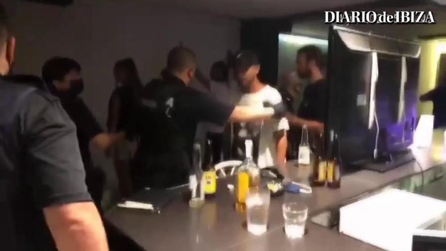 Un detenido en una fiesta ilegal en un bar de Ibiza