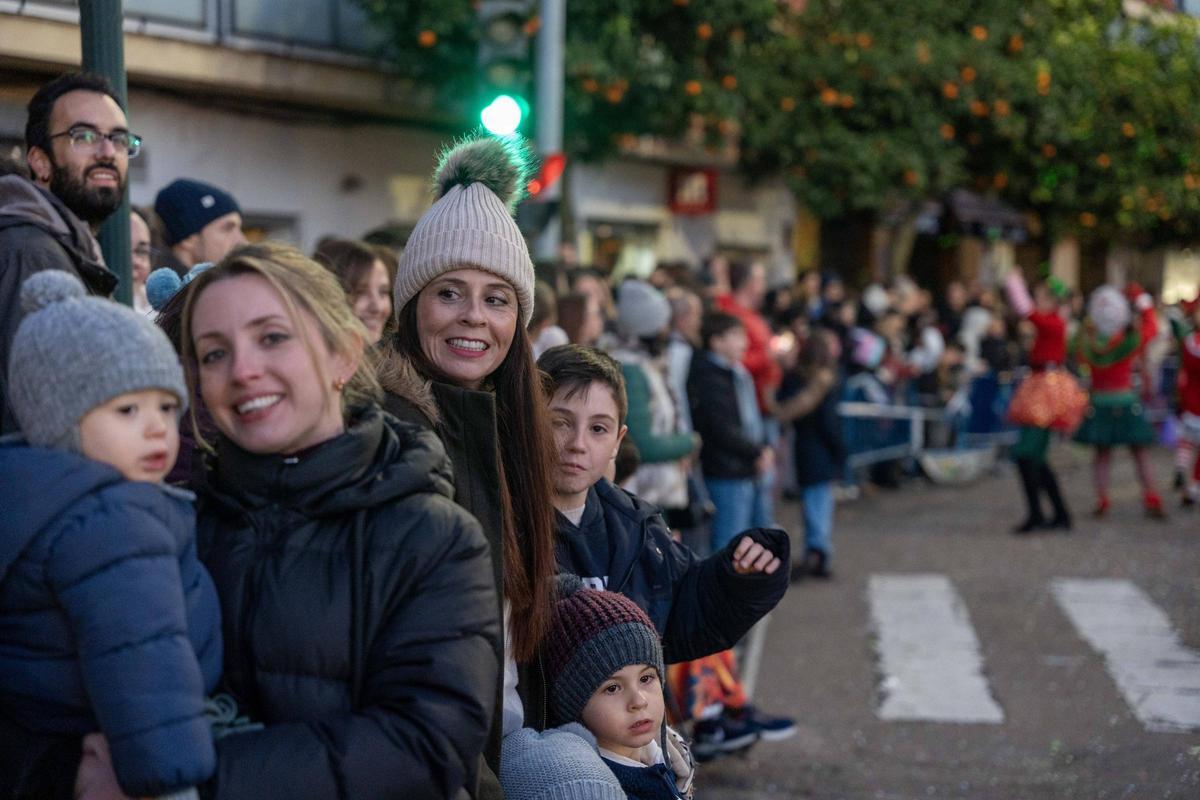 Fotogalería | Así fue el paso de los Reyes Magos por Badajoz
