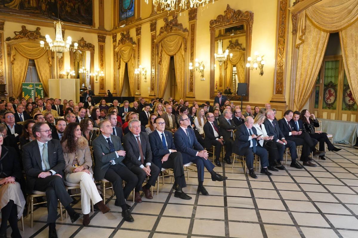 La Fundación Caja Rural del Sur ha celebrado la entrega de los 15º Premios Ricardo López Crespo en las instalaciones del Real Círculo de la Amistad.