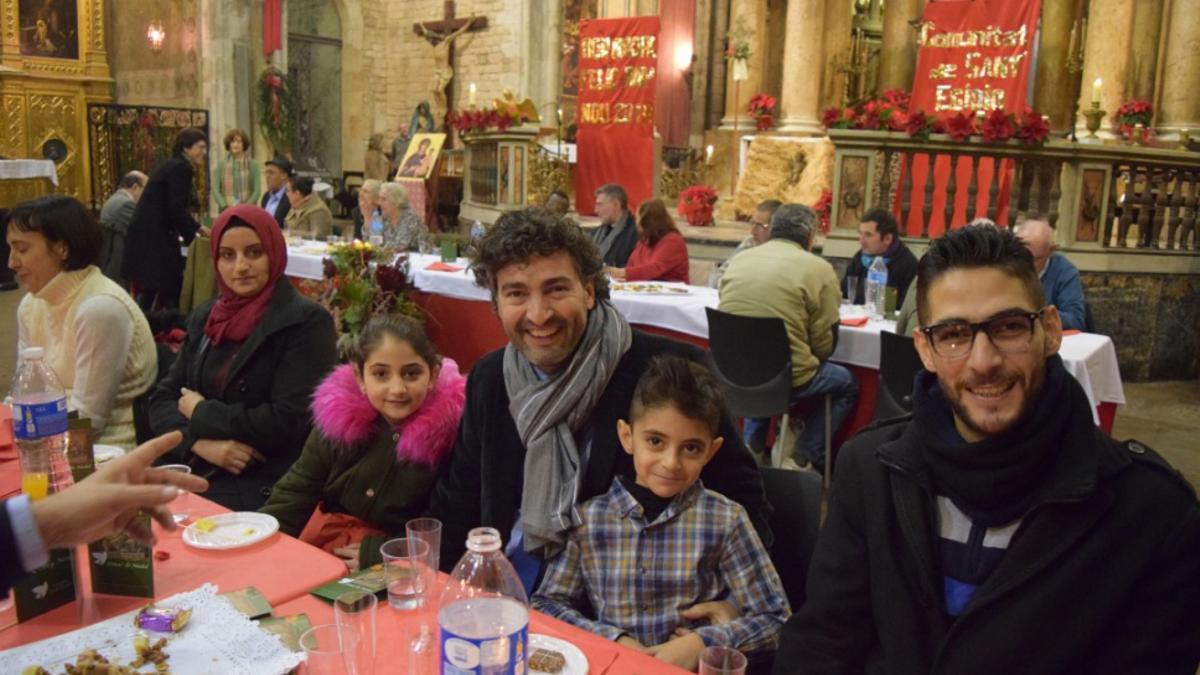 Nadal és acollir i abraçar els qui pateixen.