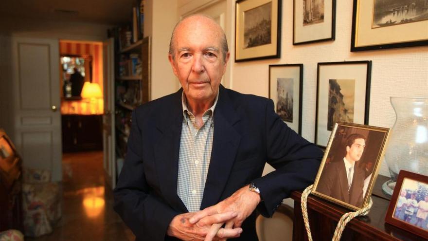 El veterano periodista y locutor Rafael López Cansinos muere a los 86 años de edad