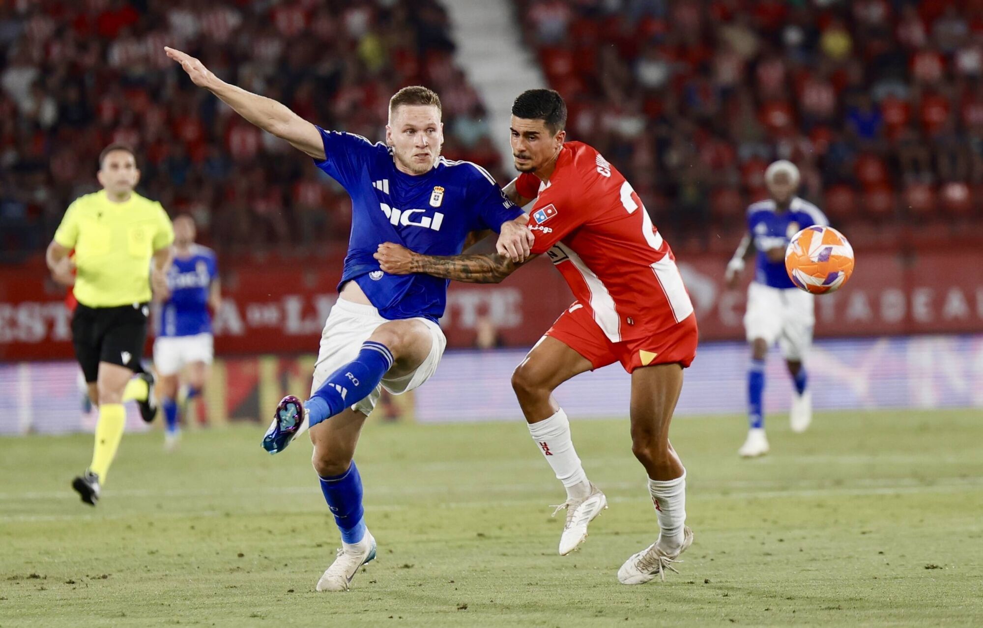 Así fue el primer partido del play-off entre el Almería y el Real Oviedo 