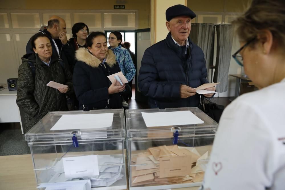 Elecciones Generales 2019 en Asturias: Los asturianos acuden a las urnas