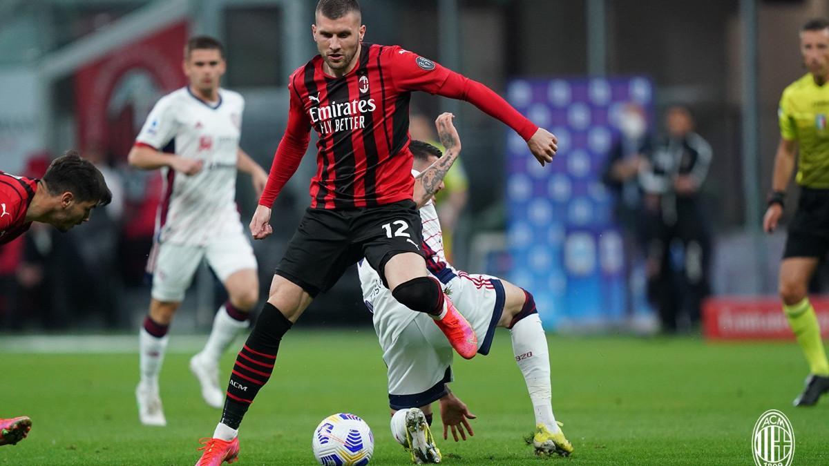 Rebic, durante una acción del partido