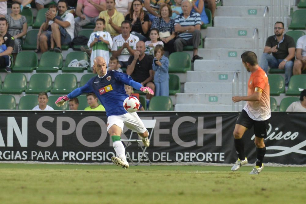 El Elche ya es líder