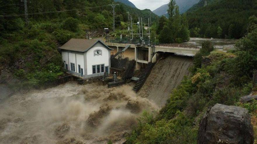 La CHE inicia el proceso de reversión del salto de Campo