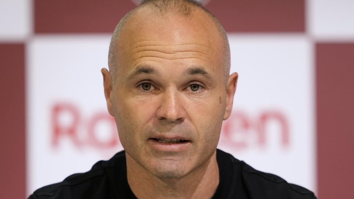 Iniesta anuncia su salida del Vissel Kobe y quiere seguir compitiendo