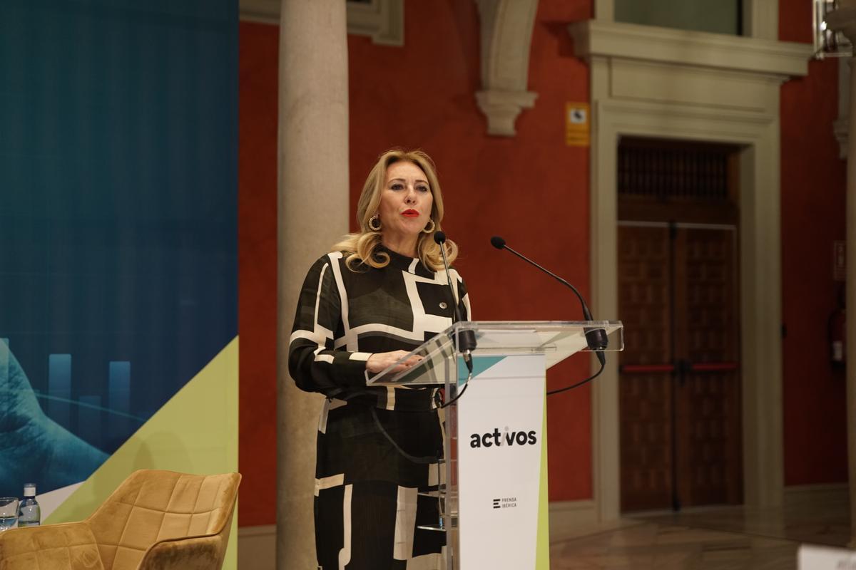 La consejera de Economía, Hacienda y Fondos Europeos de la Junta de Andalucía, Carolina España, durante su intervención en el acto de presentación de ’Activos’ en Sevilla.