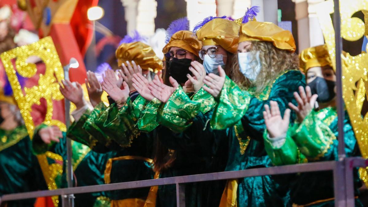 Los Reyes Magos reparten ilusión por Córdoba