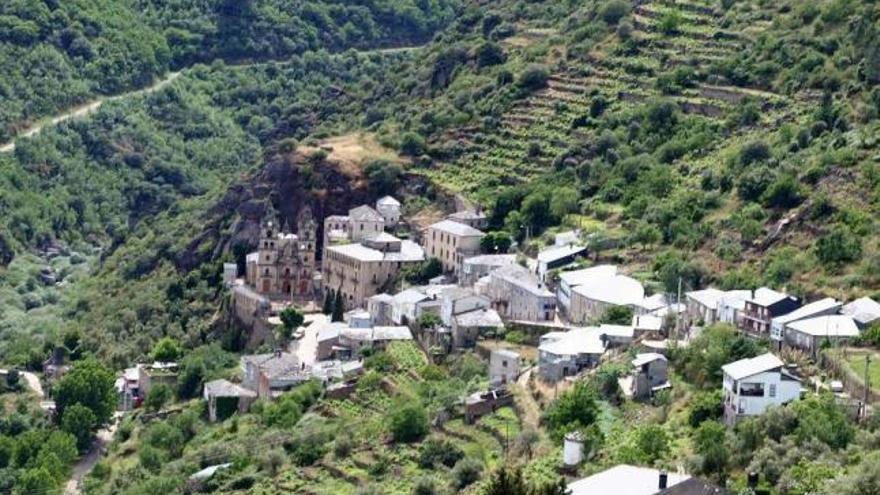 El santuario de As Ermidas se encuentra en la provincia de Ourense, pero en la diócesis de Astorga. //J.R.