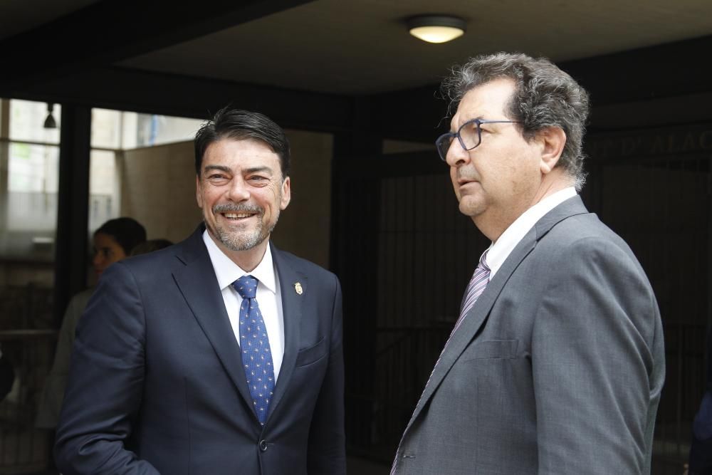 Rajoy conversa con los portavoces municipales sobre la situación económica de Alicante