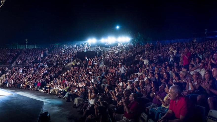 Plano del respetable que llenaba el Parque Almansa, durante uno de los espectáculos que tuvo lugar este verano en el auditorio.