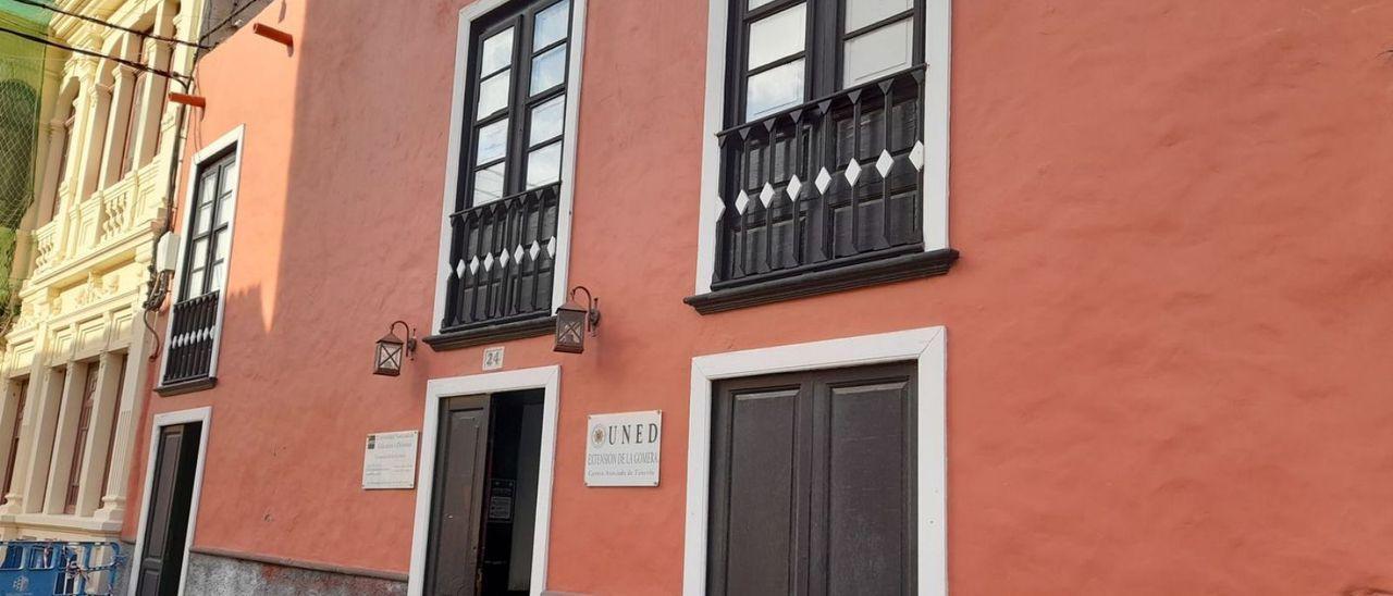 Edificio donde hace más de tres décadas estuvo el restaurante Marqués de Oristano.