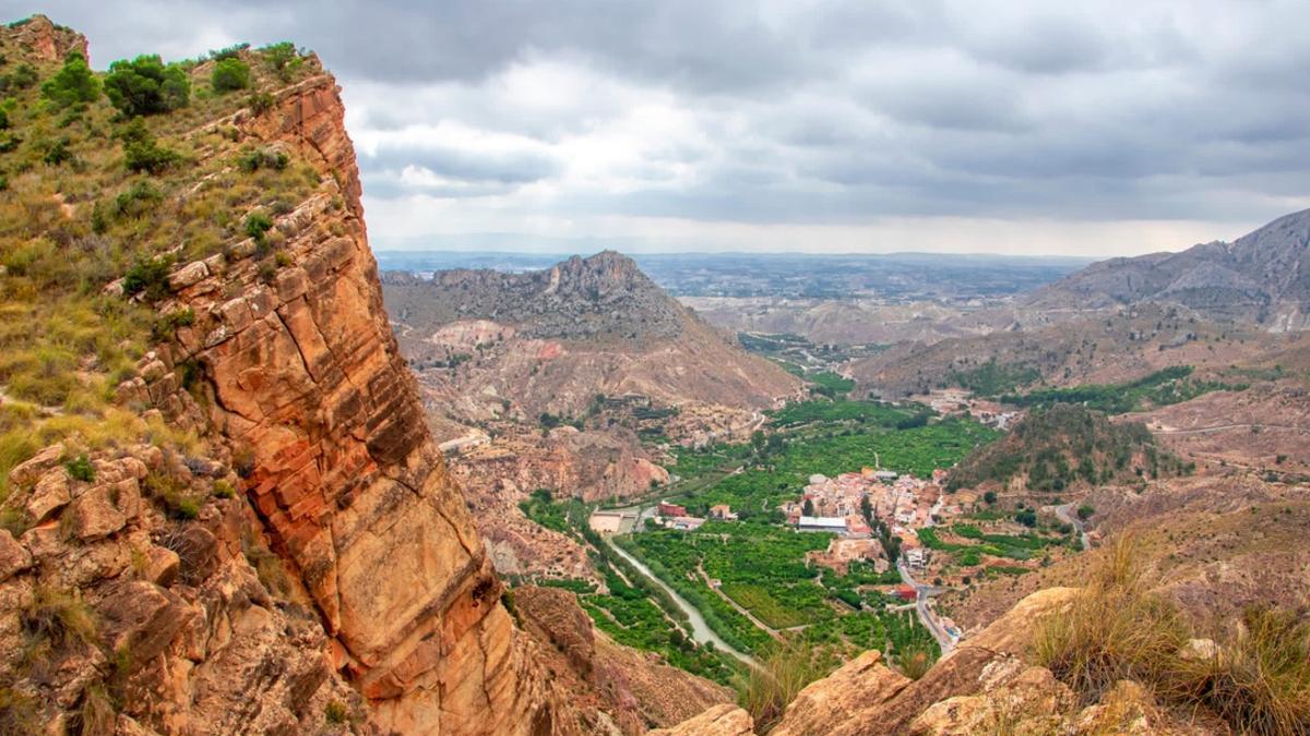 Ojós, ubicado en el Valle de Ricote.