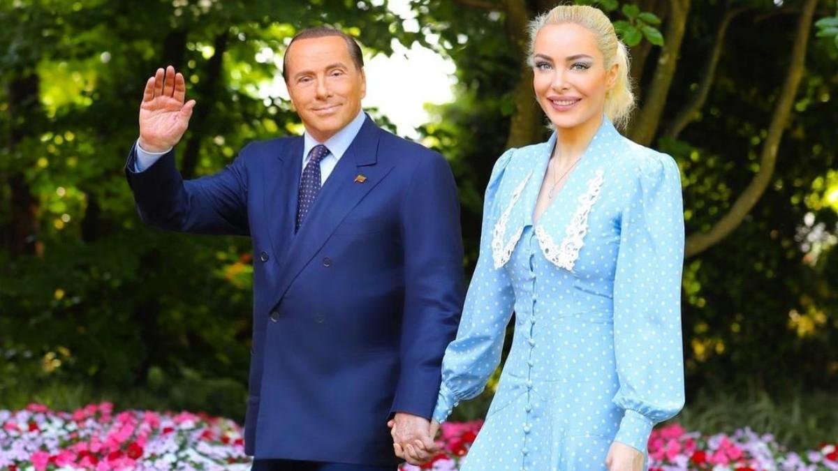 Todo sobre Marta Fascina, la novia de Berlusconi que controla Forza Italia y simpatiza con la propaganda de Putin