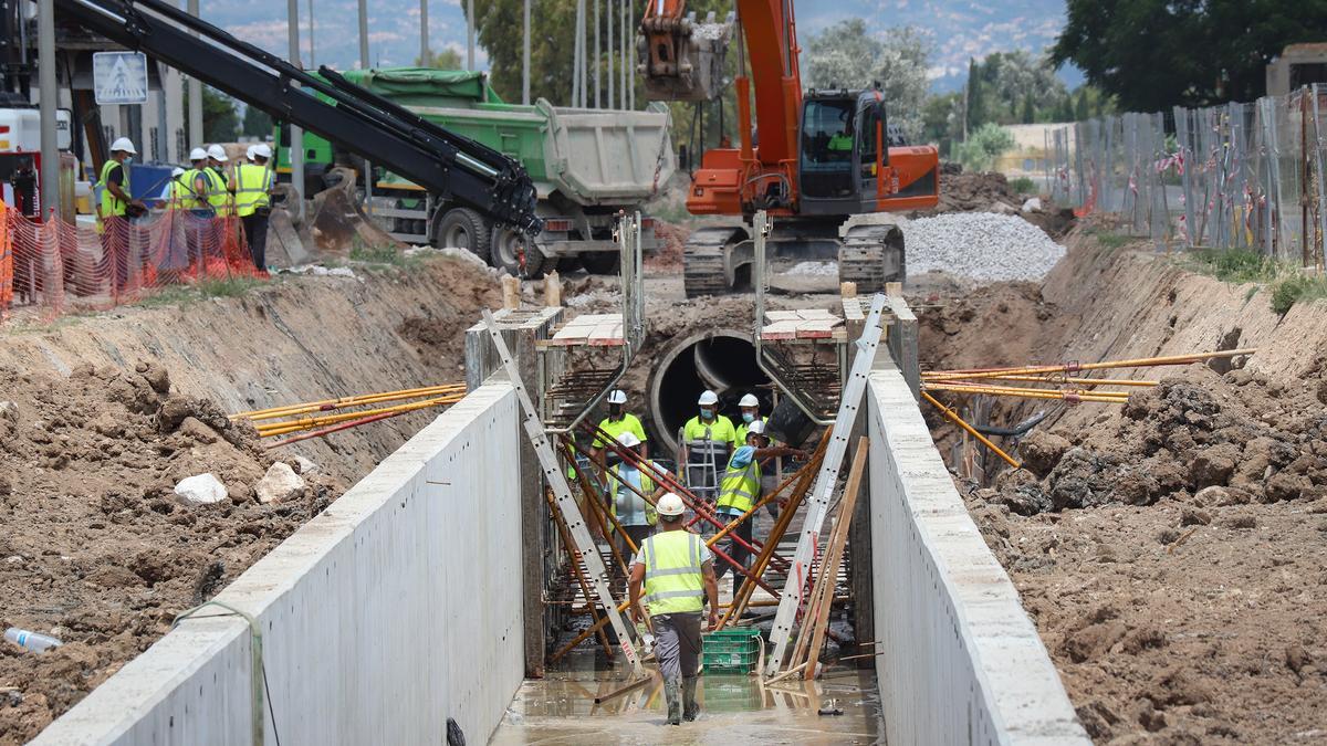 Obras de mejora y reparación del Azarbe del Acierto en Dolores dentro del plan Vega Renhace
