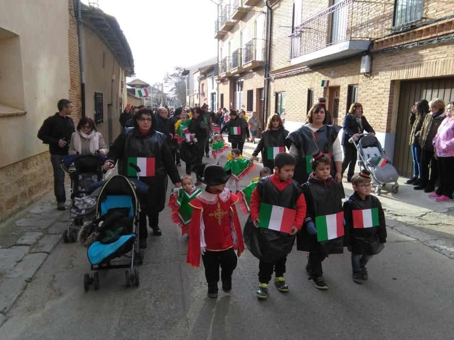 Carnaval en Toro: Desfile de chupetines