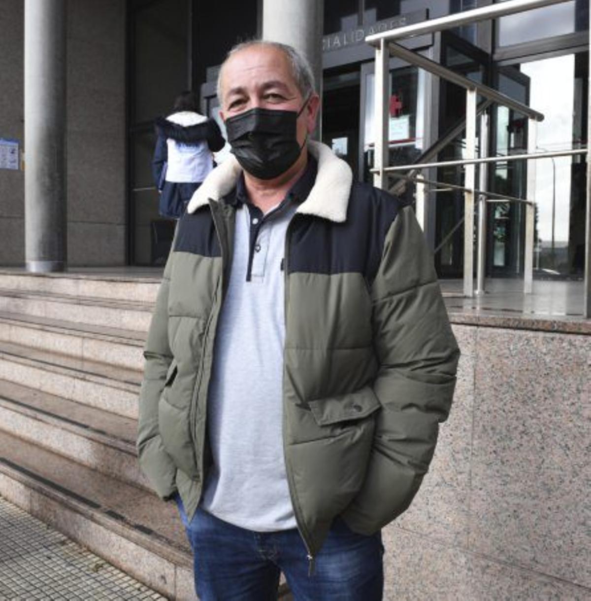 El primer día de la huelga de médicos deja decenas de citas aplazadas  | CARLOS PARDELLAS