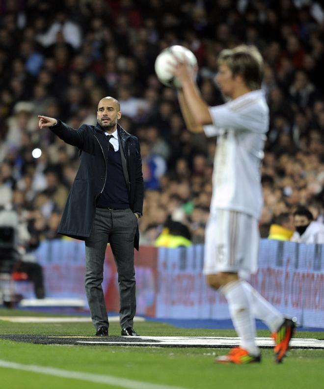 El último partido de Guardiola en el Bernabéu con el Barça fue en los cuartos de la Copa del Rey, en enero de 2012, con victoria por 1 a 2