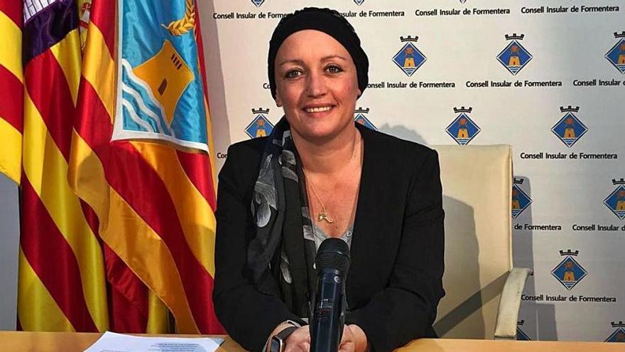 La presidenta del Consell de Formentera, durante su comparecencia